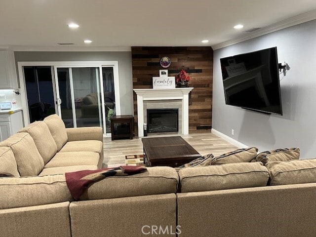 Building Photo - 5382 Marietta Ave