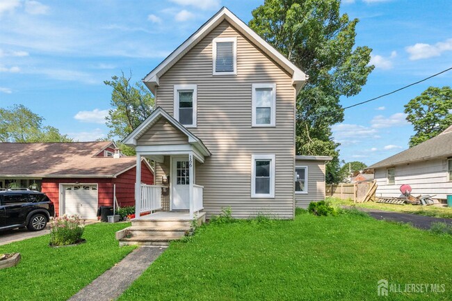 Primary Photo - 166 Prigmore St