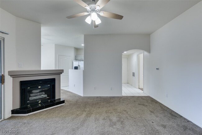 Building Photo - 5525 W Flamingo Rd
