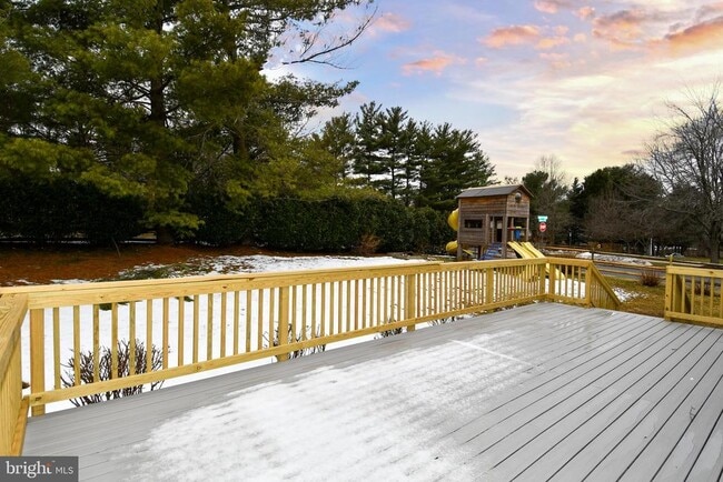 Building Photo - 8844 Mourning Dove Ct