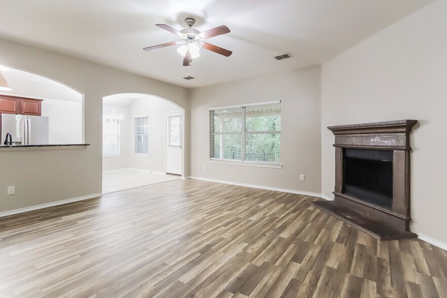 Building Photo - 119 Chamblin Dr