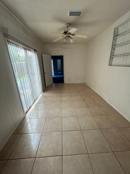 Building Photo - 2620 Wilkins Ct