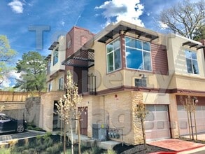 Building Photo - Gorgeous 2 Bd/2 Ba, 1378 sf, dual-level Condominium home available March 17th for Lease in the be...
