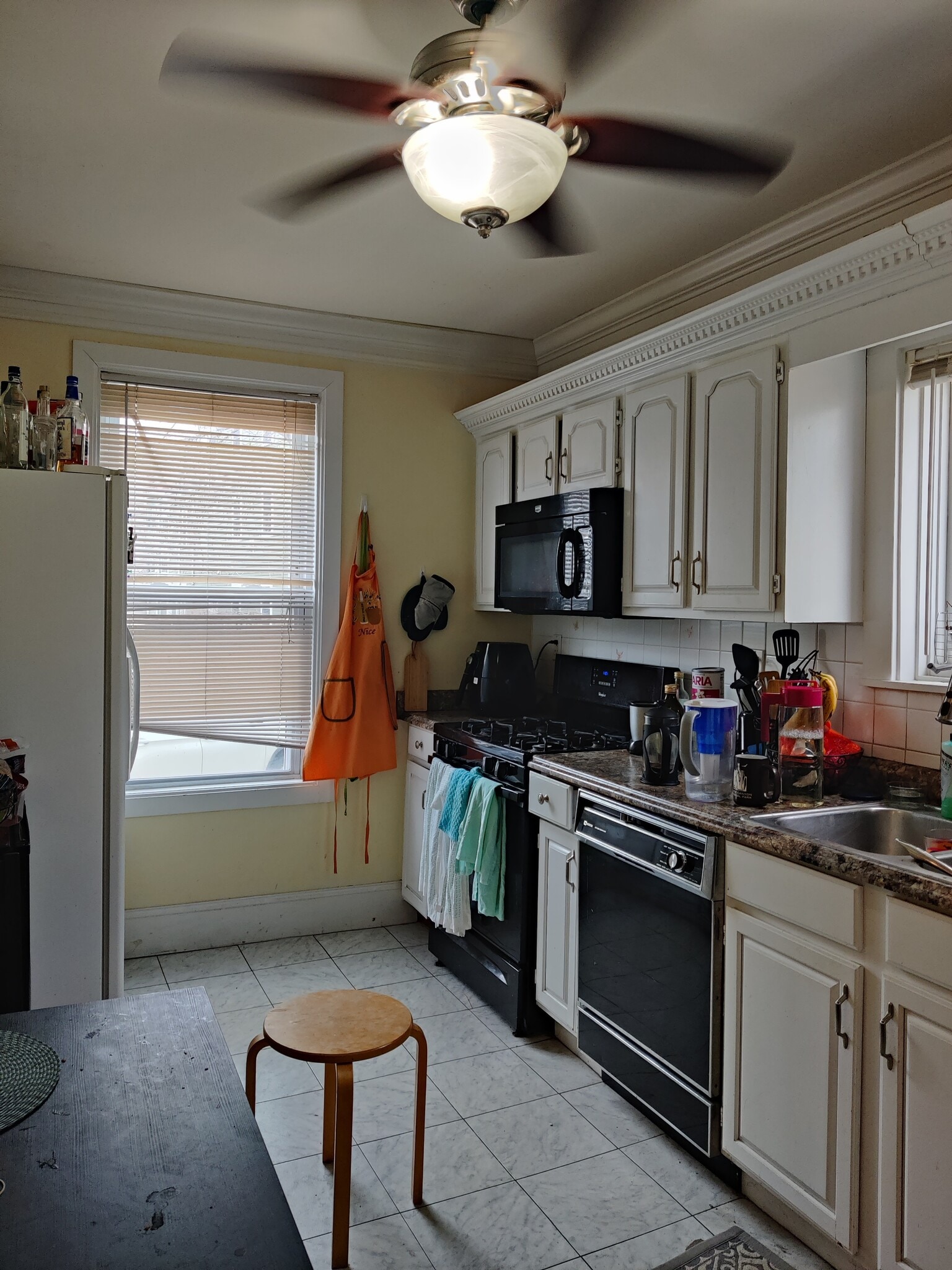 Building Photo - 57 Riverdale St