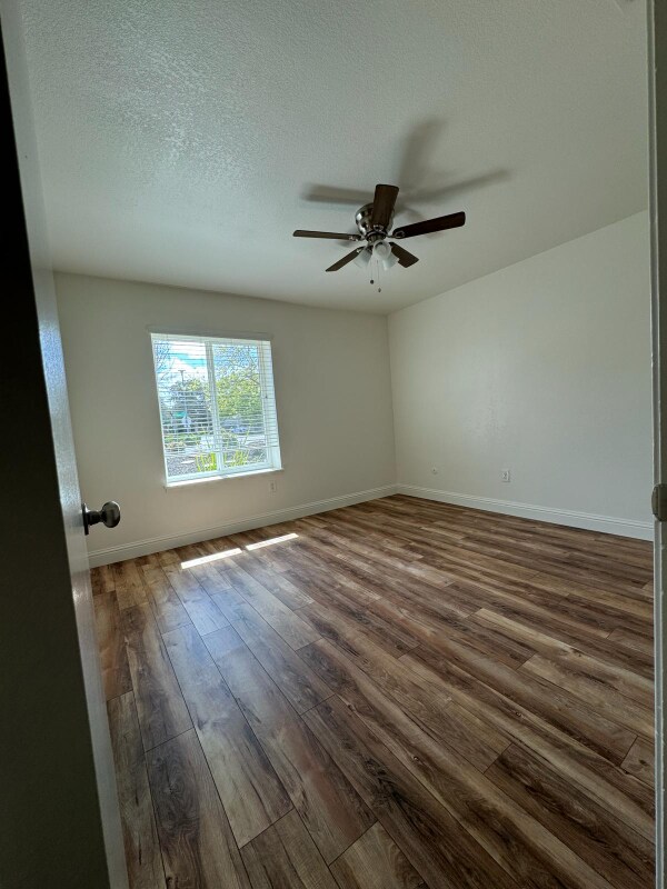 Building Photo - 5921 Clay Basket Dr