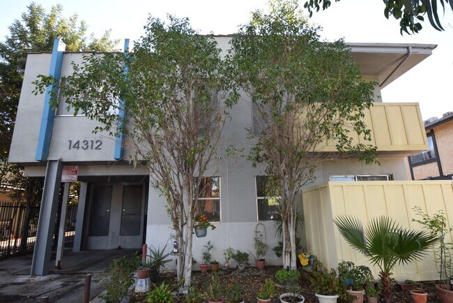 Building Photo - 14312 Tiara St