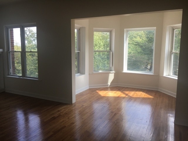 Building Photo - 5027 W Washington Blvd