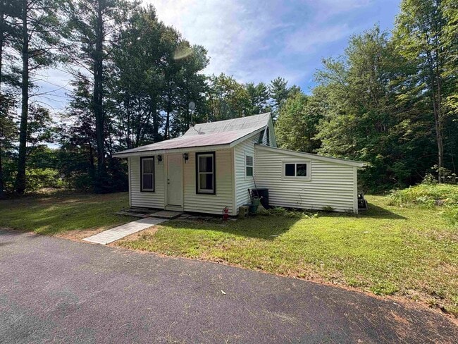 Building Photo - 269 Applebee Rd