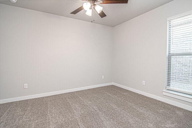 Building Photo - 2405 Copperhead Rd