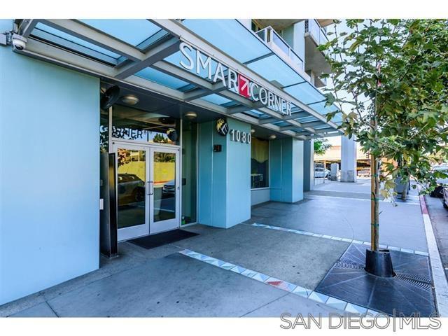Building Photo - 1080 Park Blvd Unit 1308