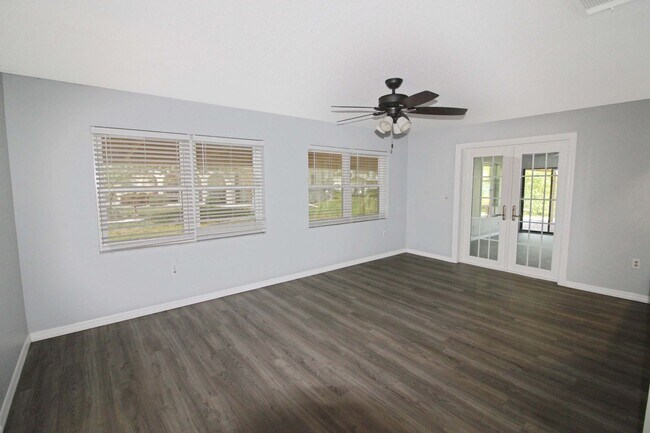 Building Photo - 420 Mt Vernon Dr