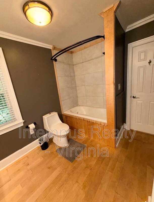 Building Photo - 7104 Triad Way