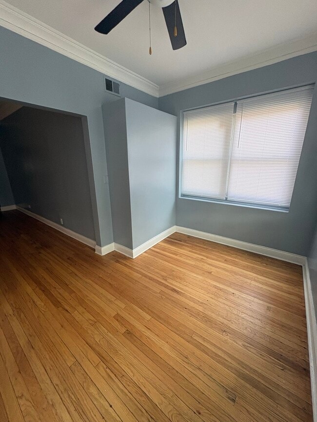 Building Photo - 4147 W Arthington St