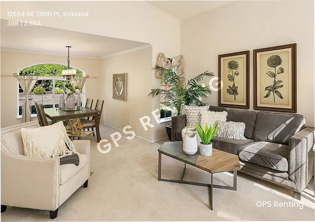 Building Photo - ? Peaceful Retreat in the Heart of Kirkland!