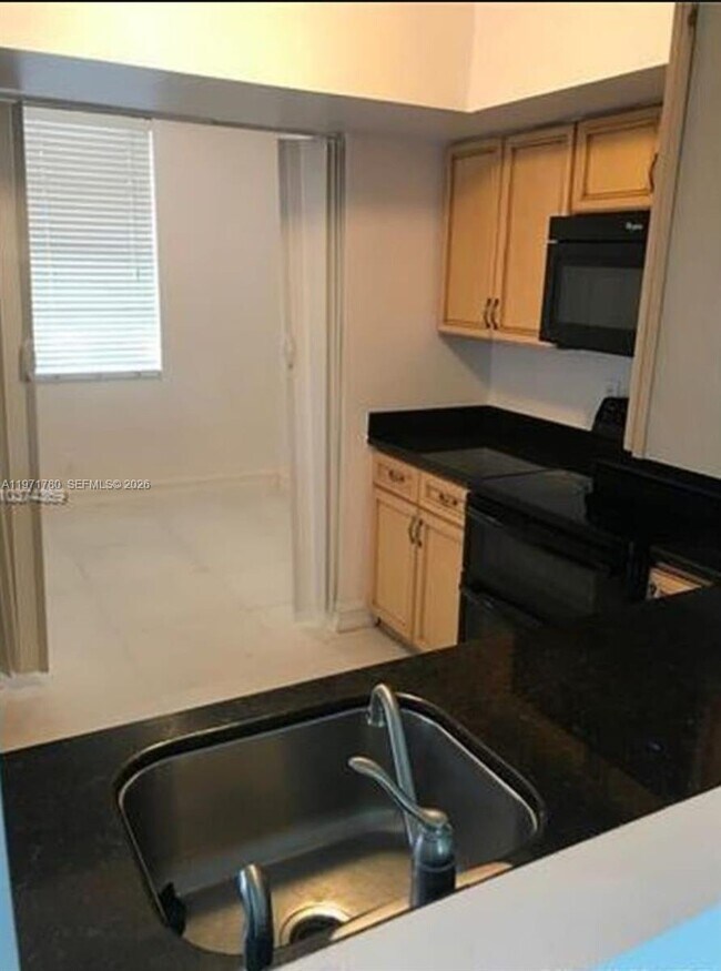 Building Photo - 1020 NW 80th Ave