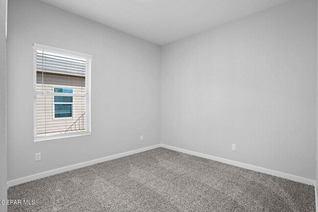 Building Photo - 11492 Summer Dr