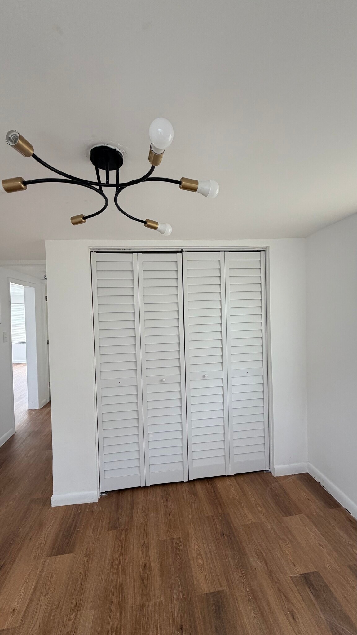 Building Photo - 414 Phippen Waiters Rd