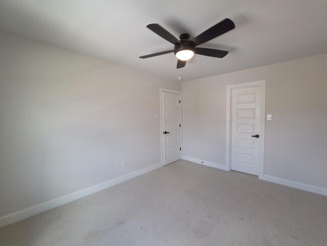 Building Photo - 17813 Clairess Ln