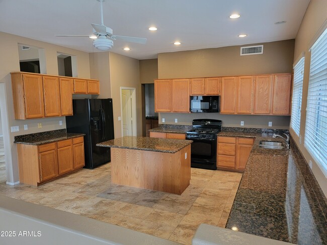 Building Photo - 22373 N 68th Dr