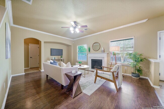 Building Photo - 9902 Meadow Lark