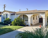 Building Photo - Gorgeous 3 Bedroom 2 Bath Updated House for Lease Near SoFi!