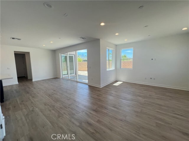 Building Photo - 36318 Warren Dr