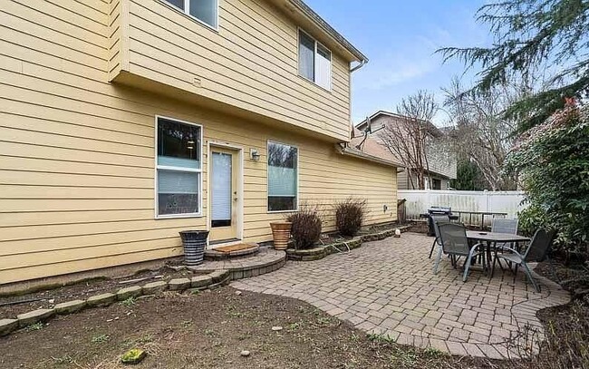 Building Photo - 7407 Everwood St NE