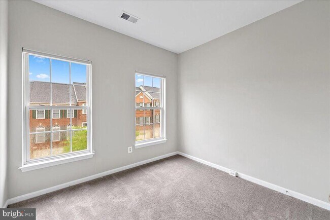 Building Photo - 8436 Kirby Lionsdale Dr