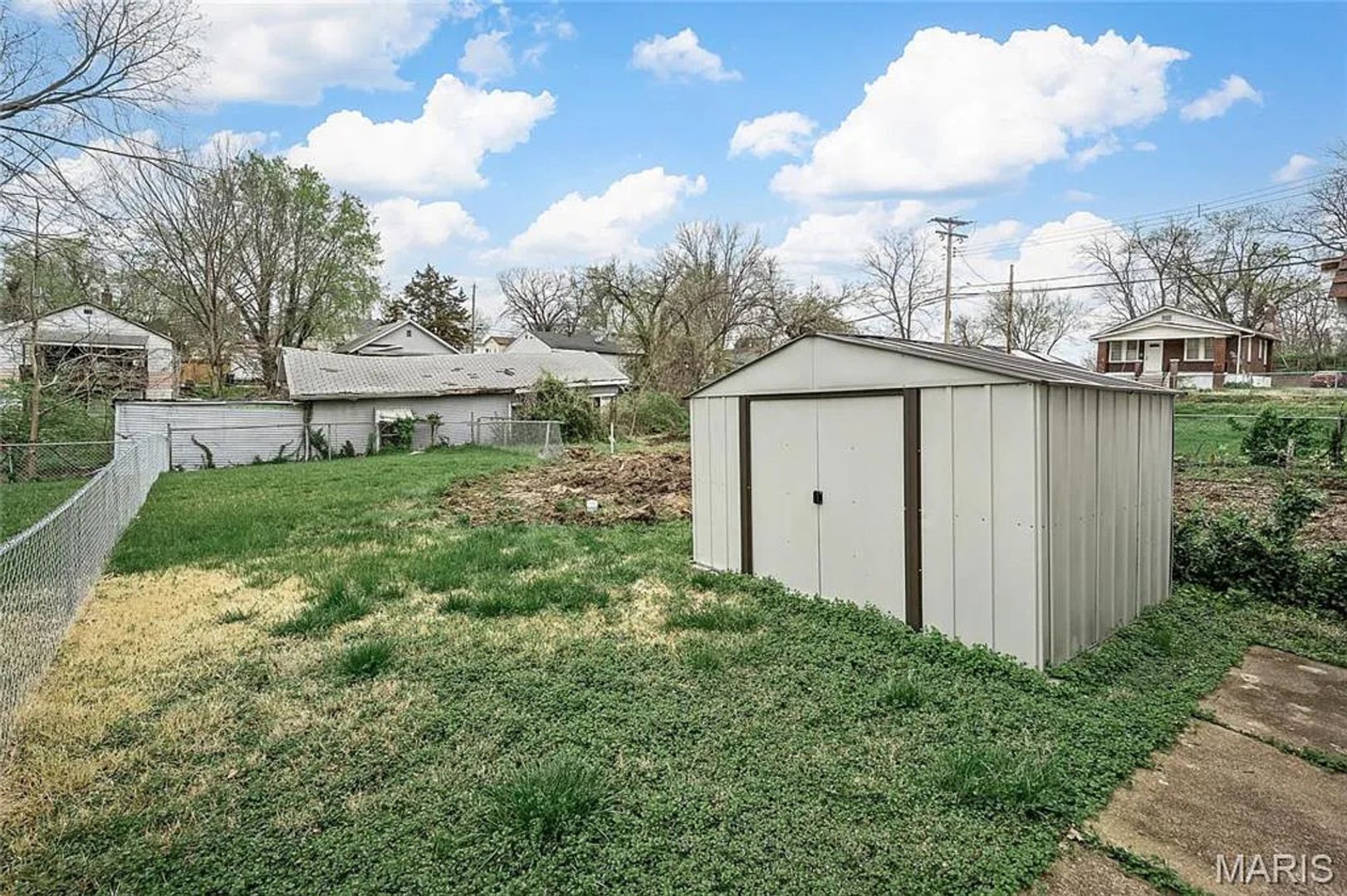 Building Photo - 709 Dammert Ave