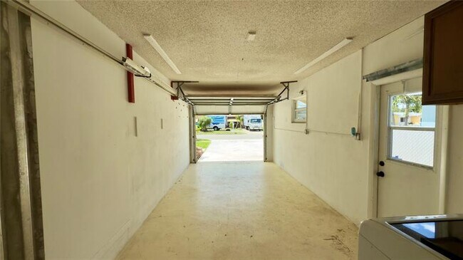 Building Photo - 6957 NW 9th Ct
