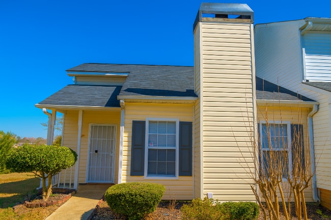 Building Photo - 2355 Wellington Cir