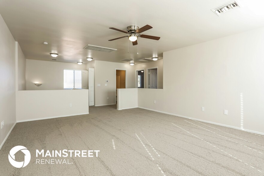 Building Photo - 4058 E Agate Knoll Dr