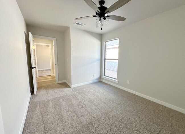 Building Photo - 309 Panhandle Dr