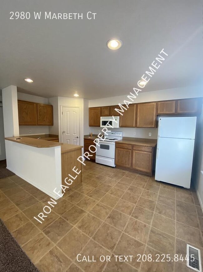 Building Photo - 2980 W Marbeth Ct