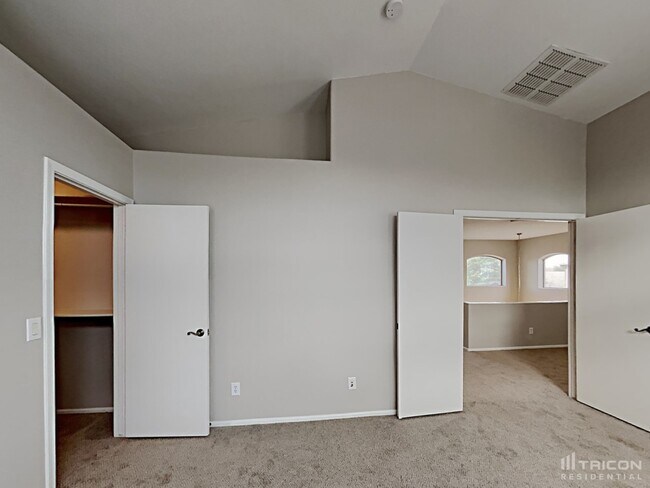 Building Photo - 29459 N Blackfoot Daisy Dr