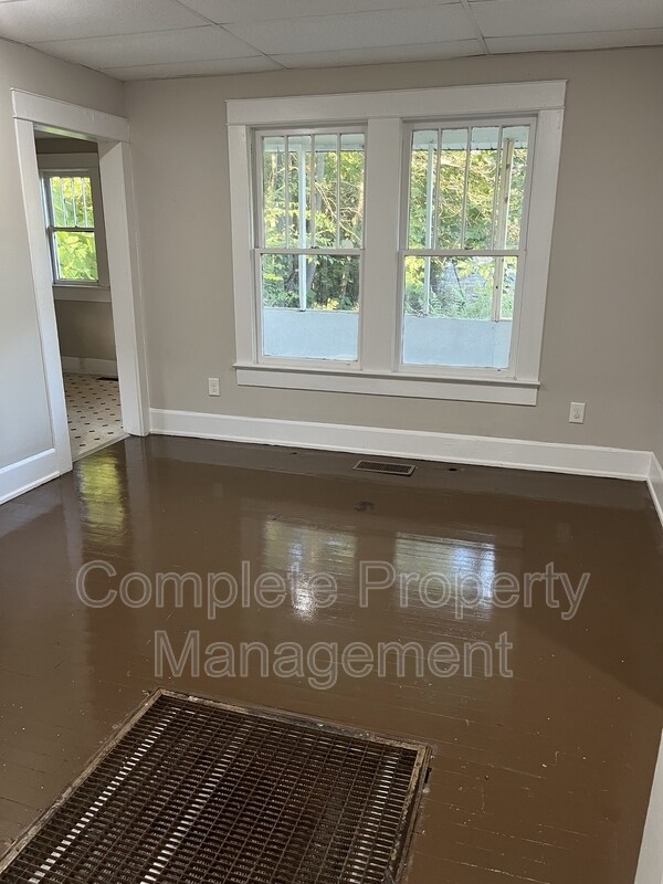 Building Photo - 2915 Avenue X