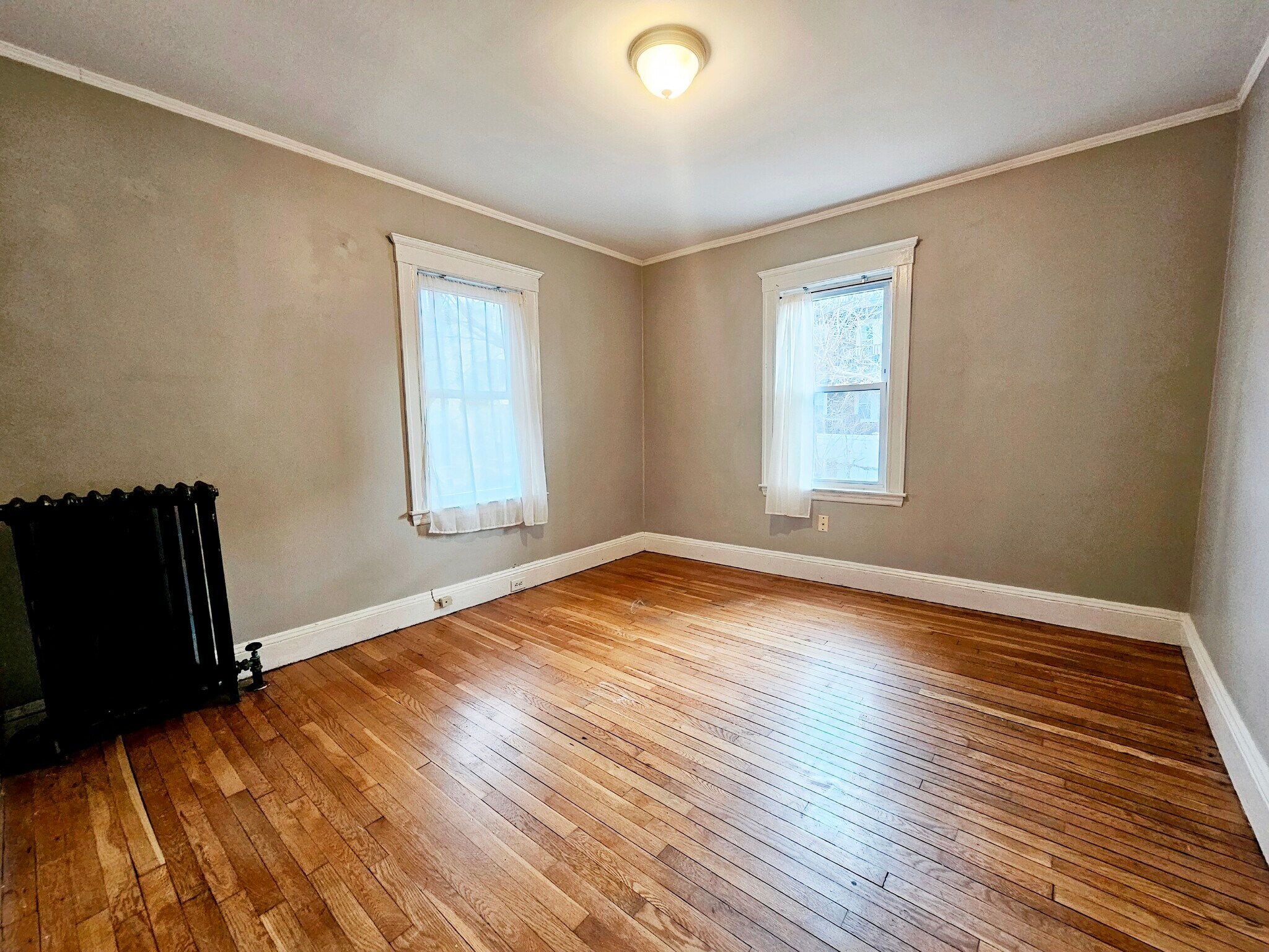 Building Photo - 12 Saint Peter St