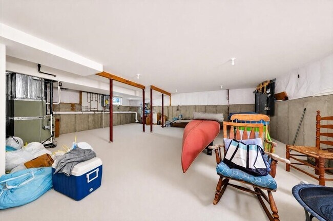 Building Photo - 62 Gilson Rd