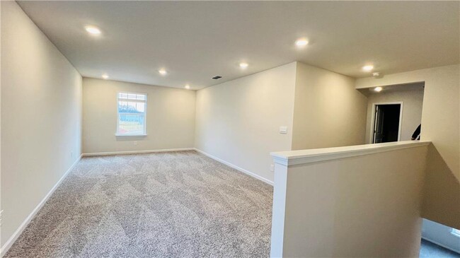 Building Photo - 6056 Hickory Crk Ct