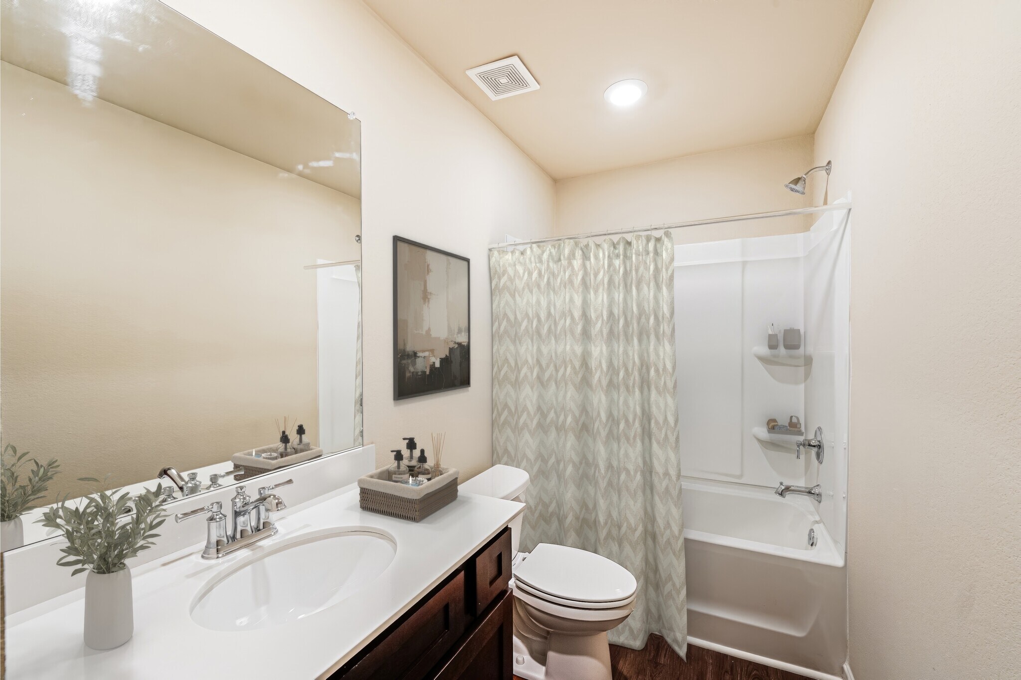 Building Photo - 6380 Rainbow Row