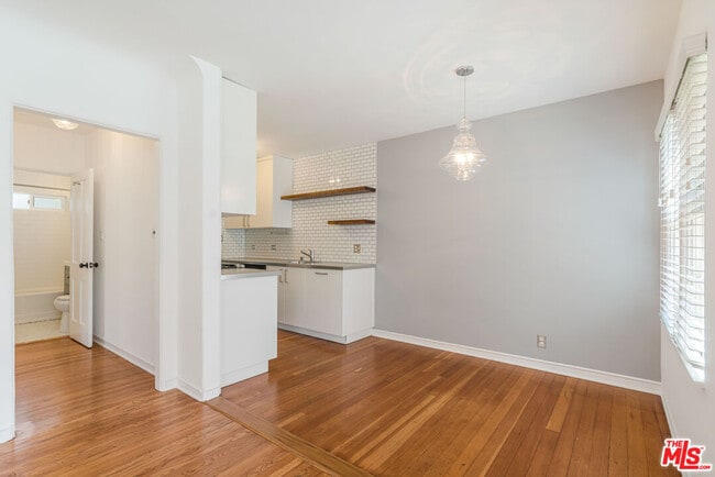 Building Photo - 2409 28th St