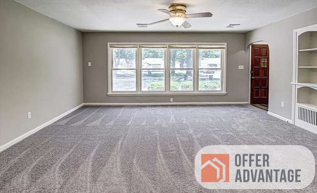 Building Photo - 7072 Oakwood Rd