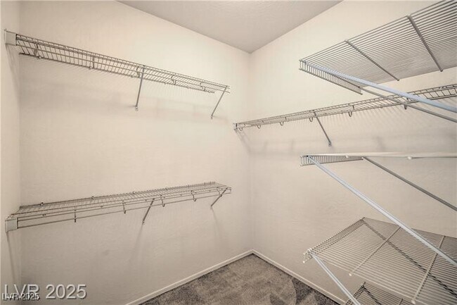 Building Photo - 3520 Kittiwake Rd