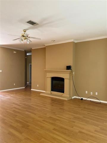 Building Photo - 2319 Glenmoor Dr