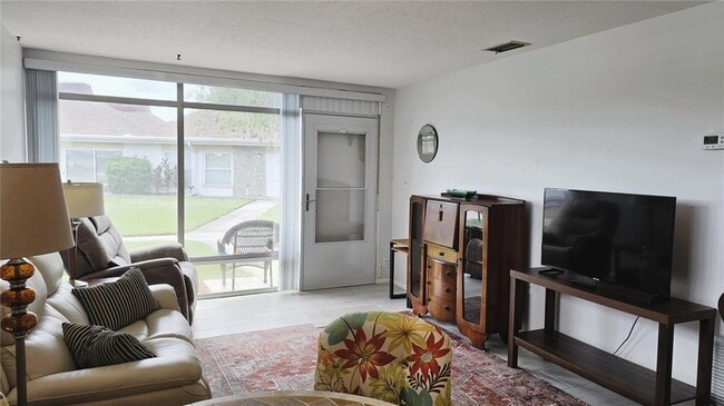 Building Photo - 4373 Tahitian Gardens Cir