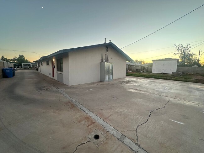 Building Photo - Culver2626