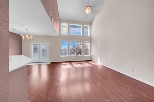 Building Photo - 908 Englewood Ln