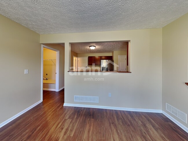 Building Photo - 227 Merriston Cir