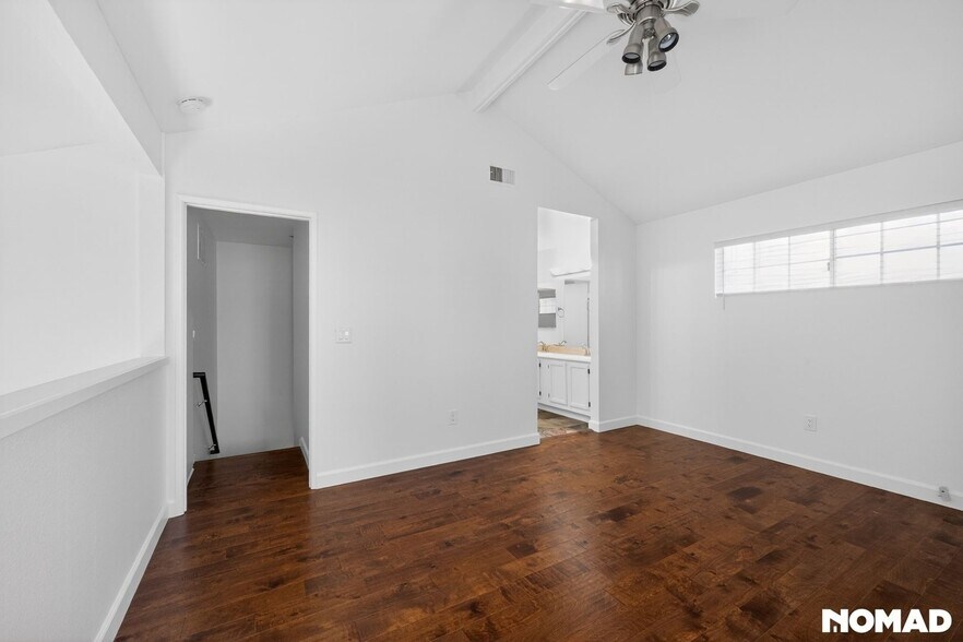 Building Photo - 2893 Sanford Ln