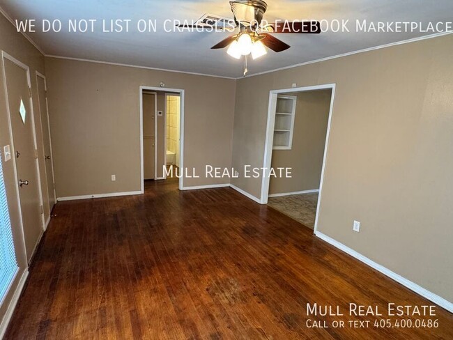 Building Photo - 1302 Carlisle Ct